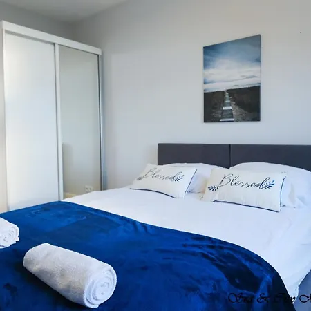 Sea & 50 M Monte Casinno 100 M Lux Apartmán *