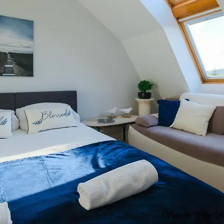 Sea & 50 M Monte Casinno 100 M Lux