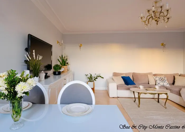 Sea & 50 M Monte Casinno 100 M Lux