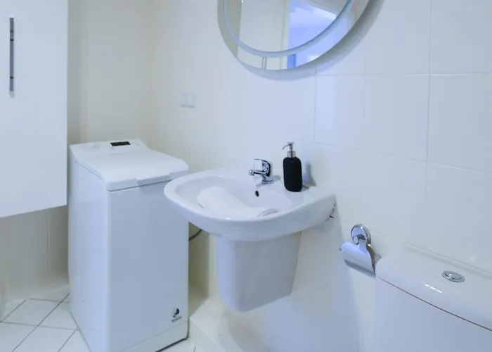 Sea & 50 M Monte Casinno 100 M Lux *